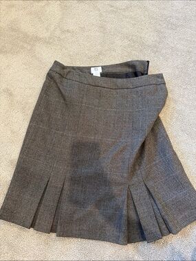 Classic Pleated Plaid Skirt - Brown